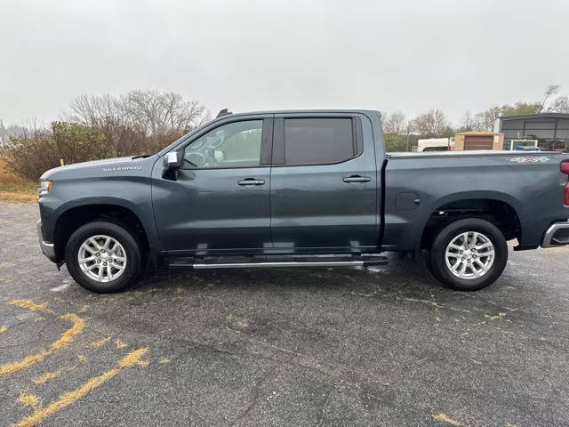 2021 Chevrolet Silverado 1500 LT 4WD photo