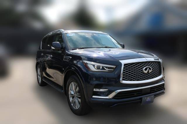 2019 Infiniti QX80 LUXE 4WD photo