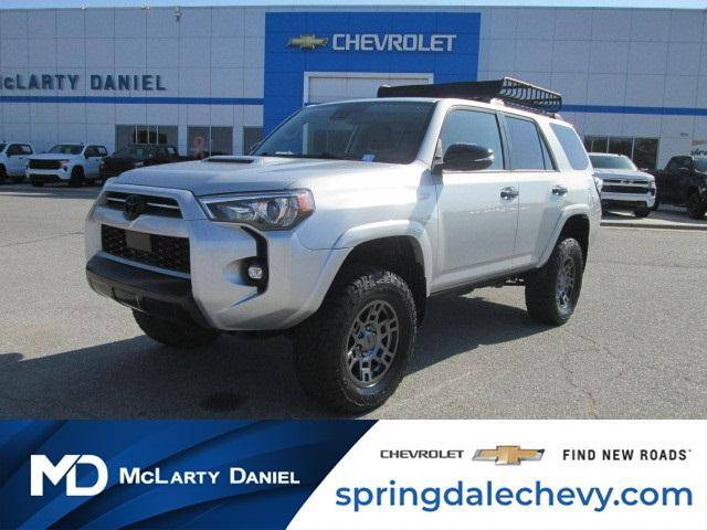 2021 Toyota 4Runner Venture 4WD photo