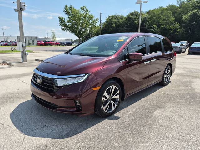 2021 Honda Odyssey Touring FWD photo