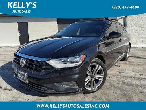 2020 Volkswagen Jetta R-Line FWD photo