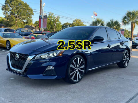 2020 Nissan Altima 2.5 SR FWD photo
