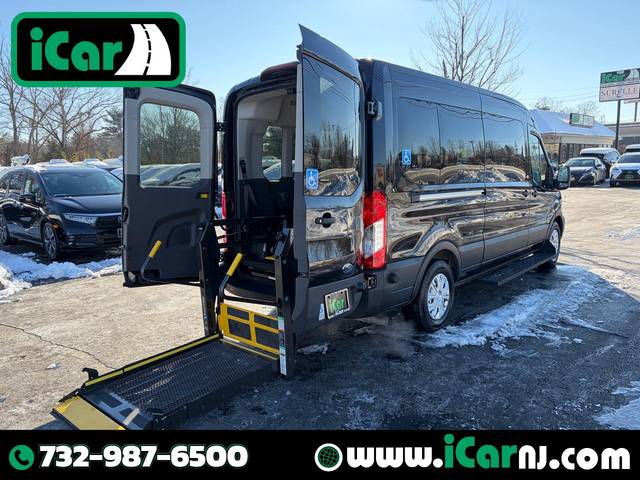 2020 Ford Transit Passenger Wagon XL RWD photo
