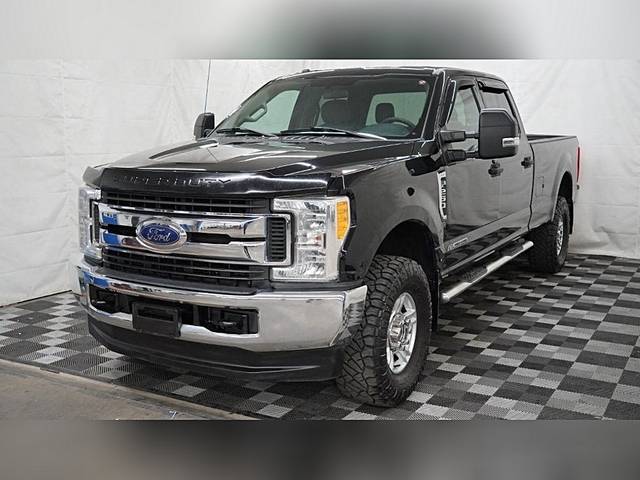 2017 Ford XLT 4WD photo