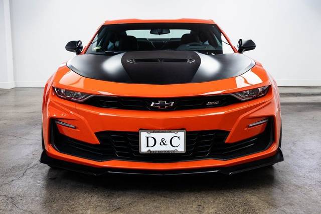 2021 Chevrolet Camaro 1SS RWD photo