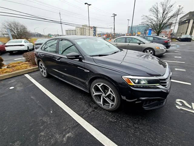 2020 Volkswagen Passat 2.0T R-Line FWD photo