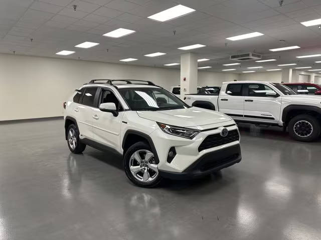 2021 Toyota RAV4 Hybrid XLE Premium AWD photo