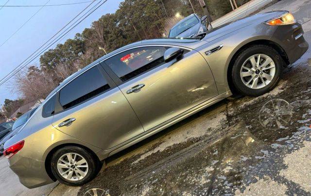 2018 Kia Optima LX FWD photo