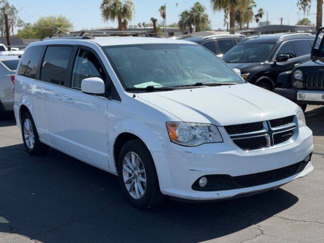 2018 Dodge Grand Caravan SXT FWD photo