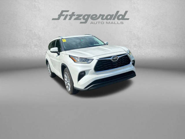 2021 Toyota Highlander Limited FWD photo