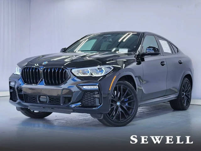 2021 BMW X6 M50i AWD photo