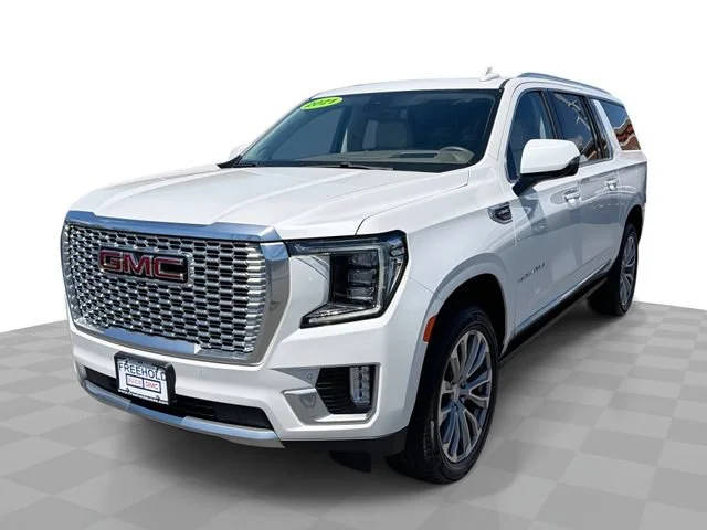 2021 GMC Yukon XL Denali 4WD photo