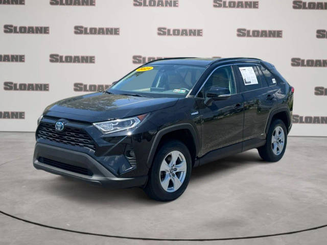 2021 Toyota RAV4 Hybrid XLE AWD photo
