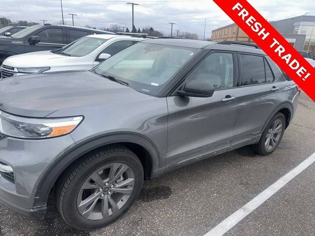 2021 Ford Explorer XLT 4WD photo