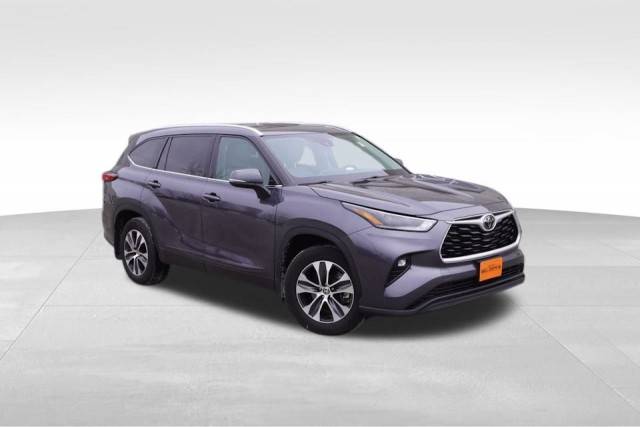 2021 Toyota Highlander XLE AWD photo