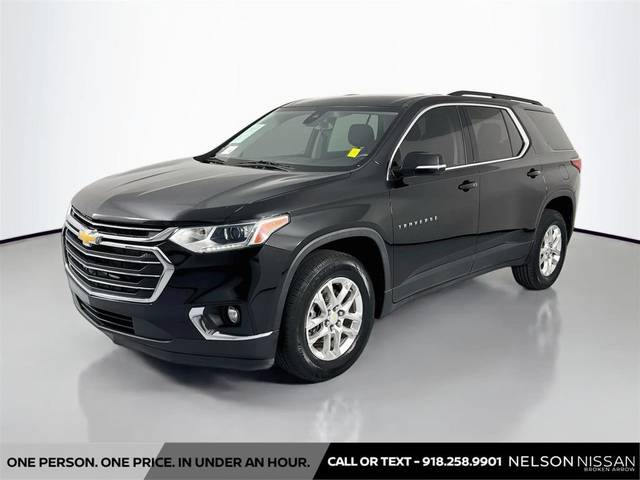 2021 Chevrolet Traverse LT Cloth FWD photo