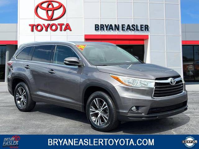 2016 Toyota Highlander XLE FWD photo