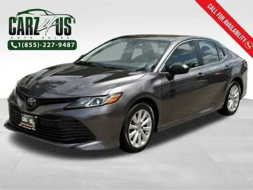 2020 Toyota Camry LE AWD photo