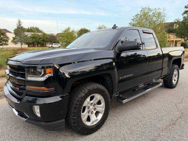 2019 Chevrolet Silverado 1500 LT 4WD photo