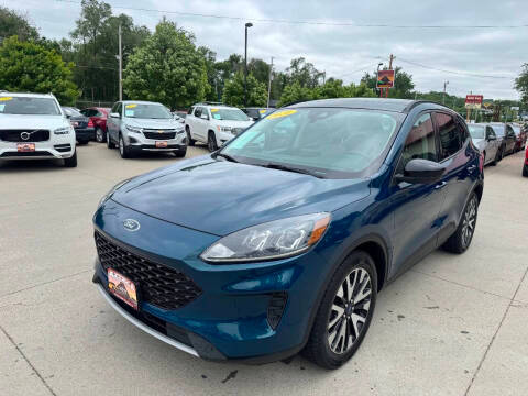 2020 Ford Escape SE Sport Hybrid AWD photo