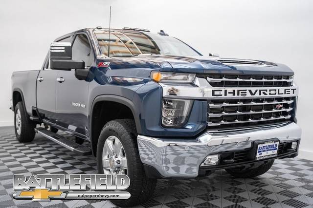 2021 Chevrolet Silverado 3500HD LTZ 4WD photo