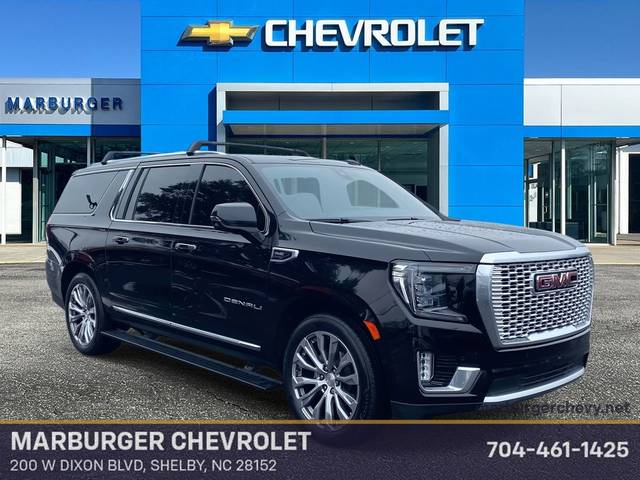 2021 GMC Yukon XL Denali 4WD photo