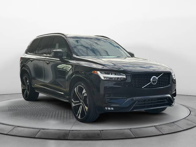 2021 Volvo XC90 R-Design AWD photo