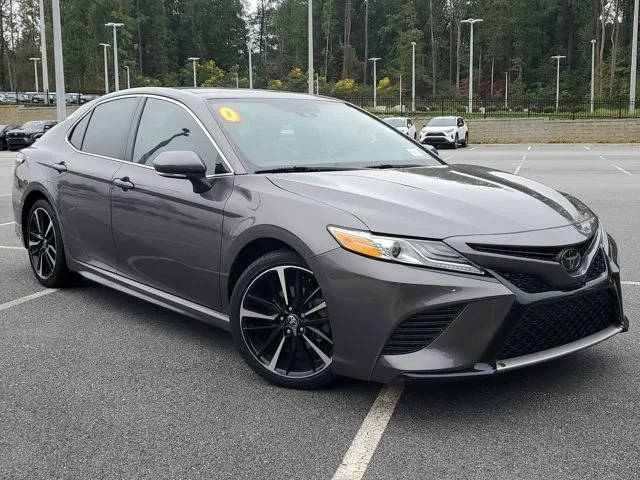 2020 Toyota Camry XSE FWD photo