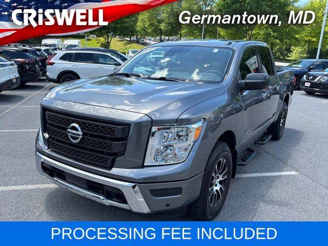 2021 Nissan Titan SV 4WD photo