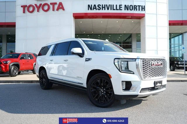 2021 GMC Yukon XL Denali 4WD photo