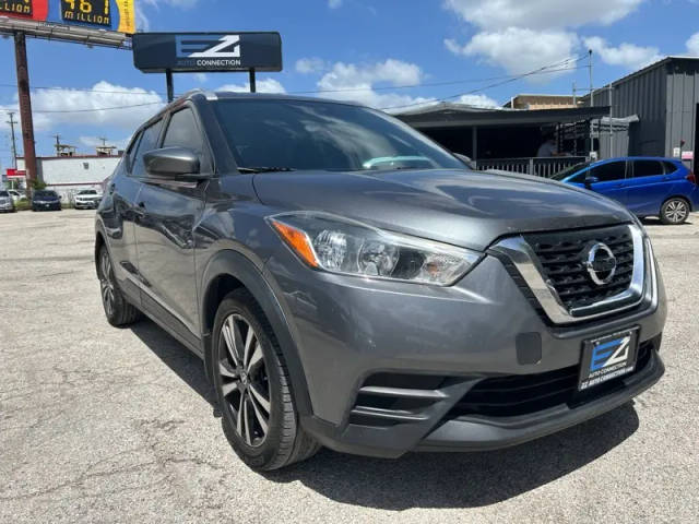 2020 Nissan Kicks SV FWD photo