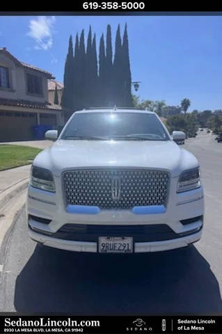 2020 Lincoln Navigator Reserve 4WD photo
