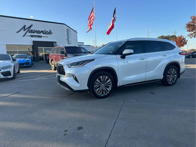2021 Toyota Highlander Hybrid Platinum FWD photo