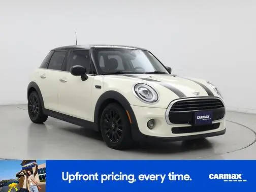 2021 MINI Hardtop 4 Door Cooper FWD photo