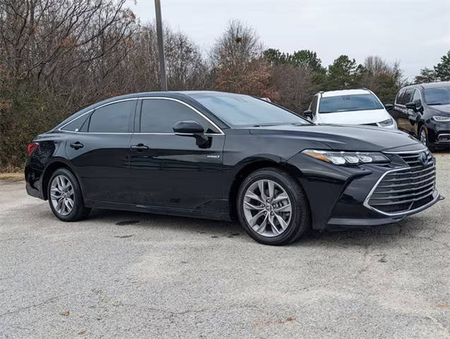 2021 Toyota Avalon Hybrid XLE FWD photo