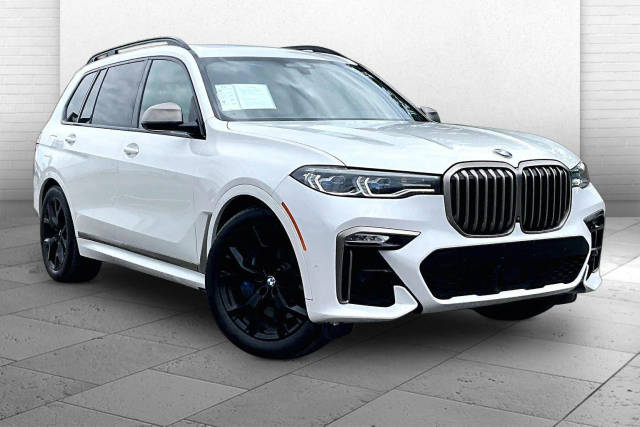 2021 BMW X7 M50i AWD photo
