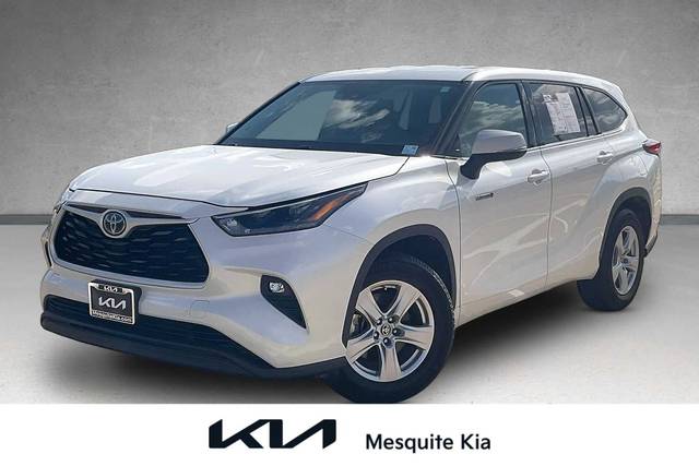 2021 Toyota Highlander Hybrid LE FWD photo