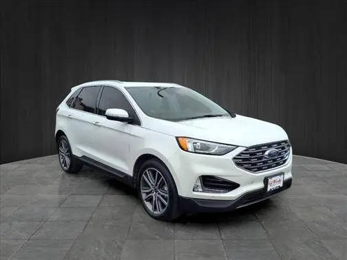 2020 Ford Edge Titanium FWD photo