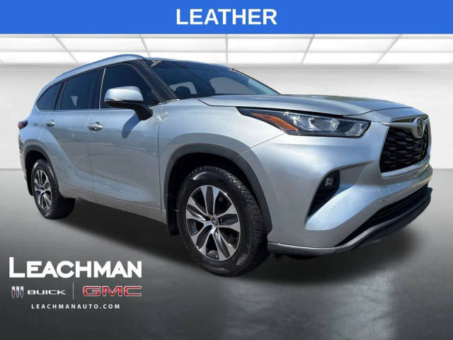 2020 Toyota Highlander XLE AWD photo