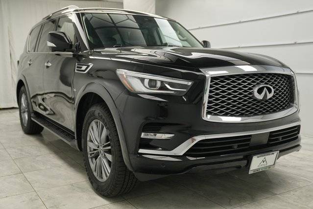 2019 Infiniti QX80 LUXE 4WD photo