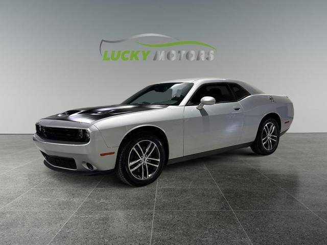 2019 Dodge Challenger SXT AWD photo