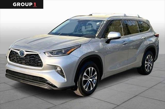 2021 Toyota Highlander Hybrid XLE FWD photo