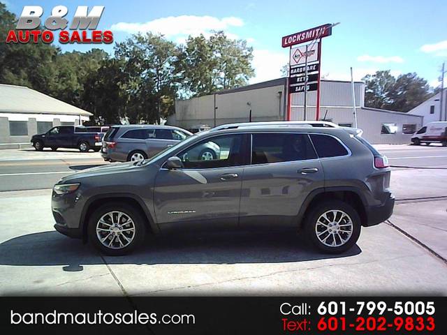 2021 Jeep Cherokee Latitude Plus FWD photo