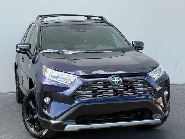 2021 Toyota RAV4 Hybrid XSE AWD photo