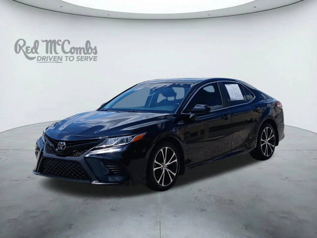 2020 Toyota Camry SE FWD photo
