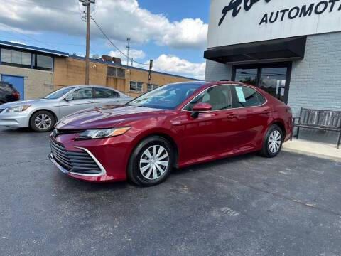 2021 Toyota Camry Hybrid LE FWD photo