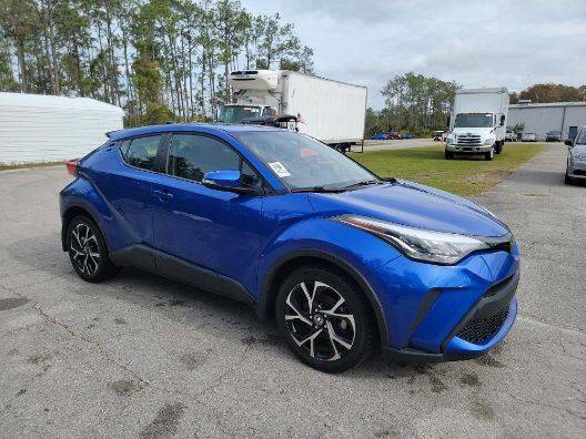 2020 Toyota C-HR XLE FWD photo