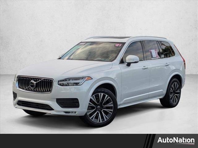 2021 Volvo XC90 Momentum AWD photo