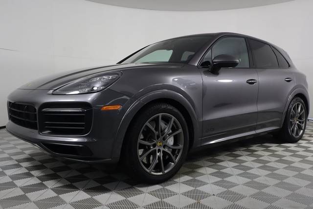 2021 Porsche Cayenne GTS AWD photo