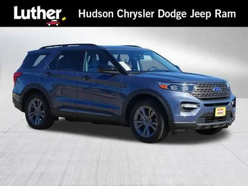 2021 Ford Explorer XLT 4WD photo